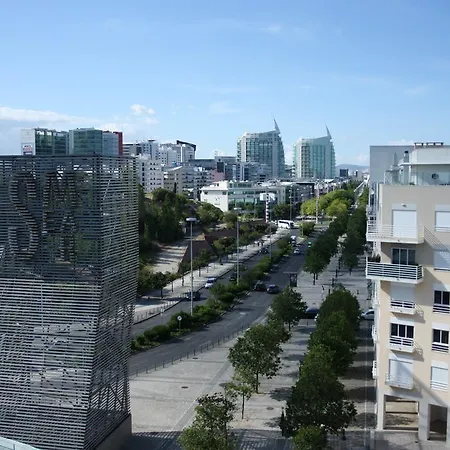Апартаменти Apartamento Parque Das Nacoes 4e *